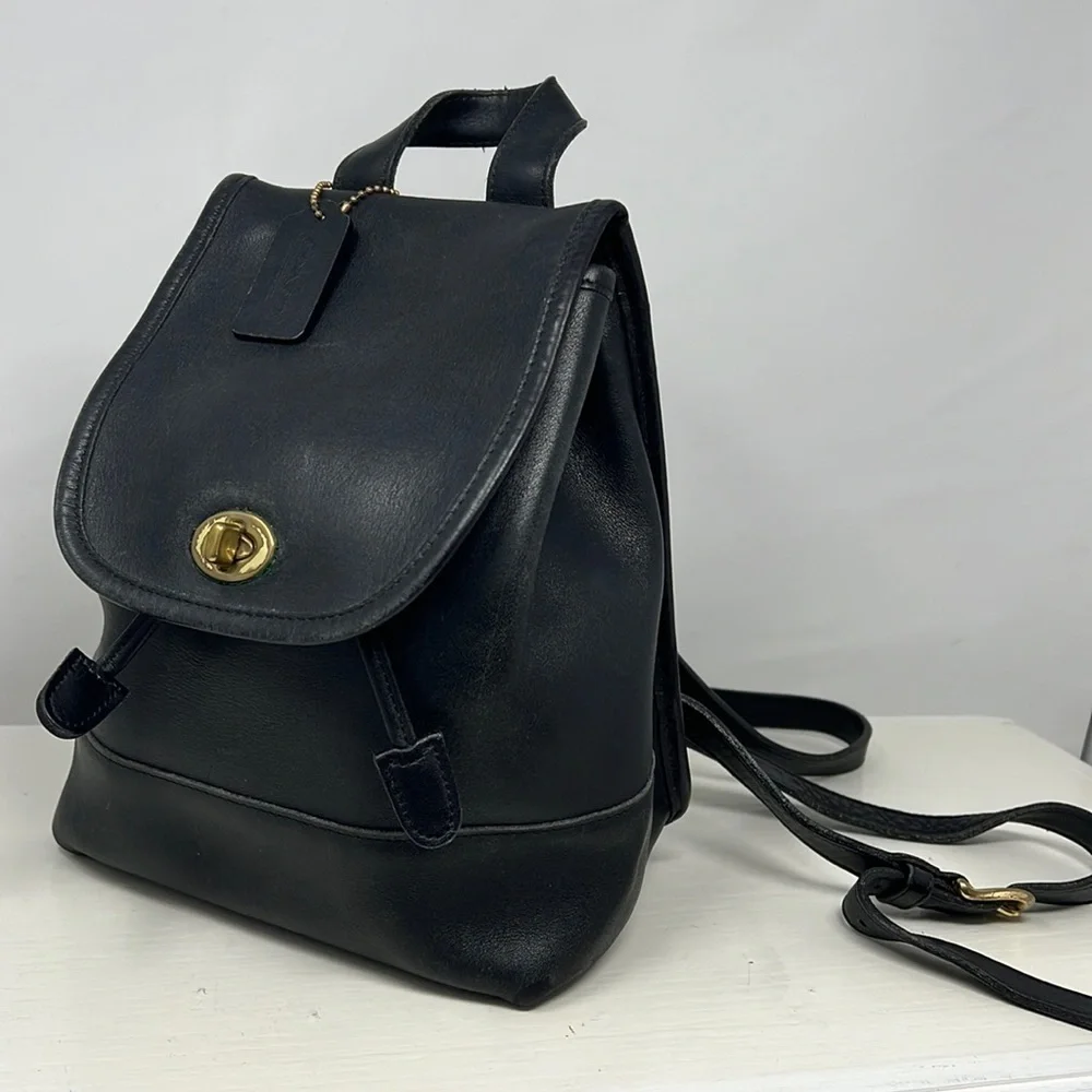 Coach Vintage Legacy 9960 Black Leather Brass Hardware Top Handle Flap Backpack